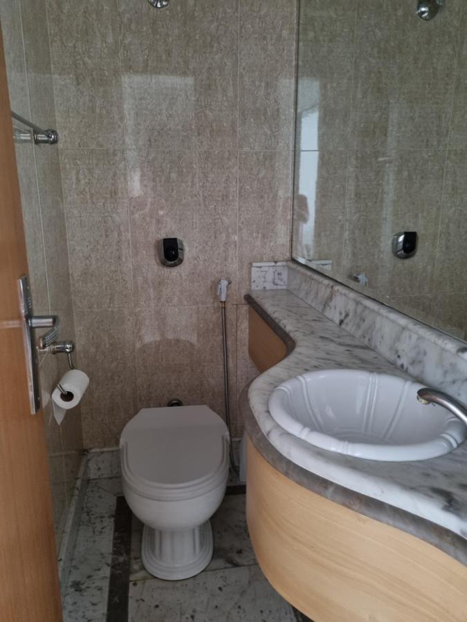 ריו דה ז'ניירו Leme De Frente Para O Mar Na Quadra Gourmet Da Atlantica מראה חיצוני תמונה